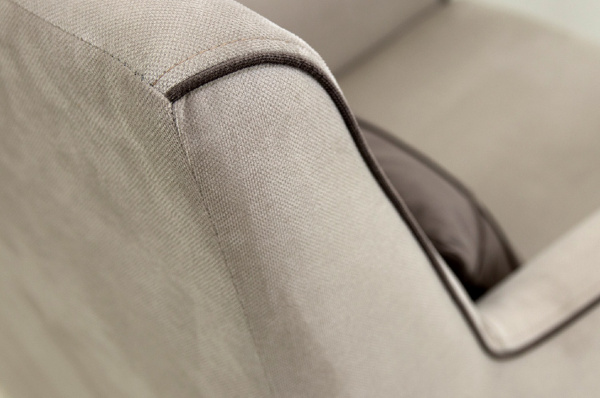 Фото Кресло Френсис Бежевое